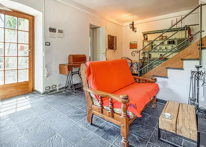 Semesterbostad 2 Bedroom Amazing In Uscio